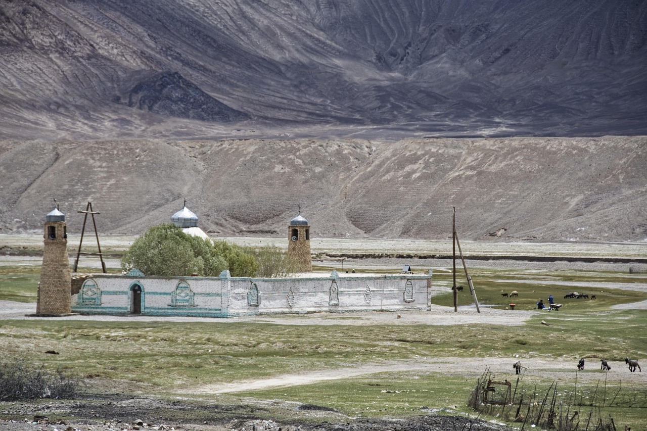 לנגר אל Murgab (דרך מעבר חרגוש Khargush )