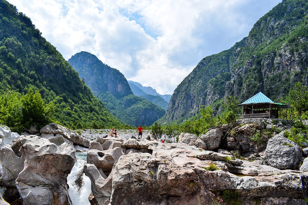 ואלבונה – ת'ת Theth